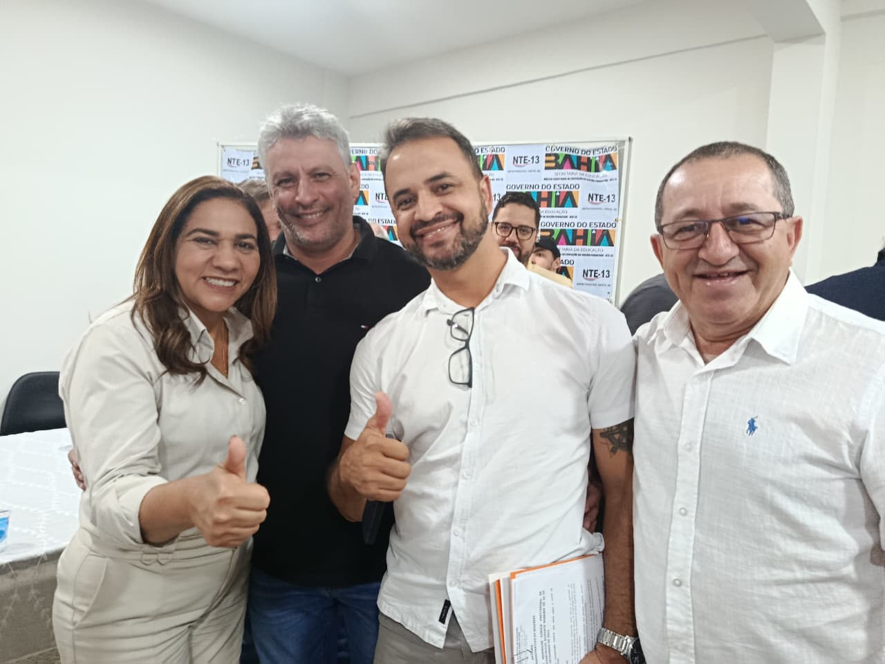 Prefeito e secretário de saúde de Guanambi participam da discussão para estadualização da UNACON de Caetité