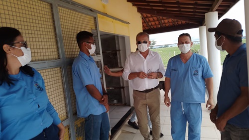 Secretário de Saúde de Guanambi se reúne com equipe do Canil Municipal e planeja melhorias na estrutura para ampliar o atendimento