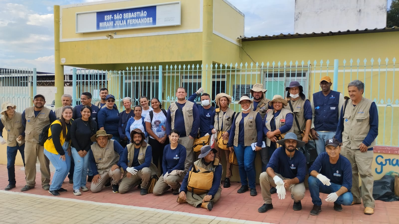 Equipes de Agentes de Endemias e Comunitários de Saúde realizam Mutirão contra o Aedes aegypti em vários bairros de Guanambi