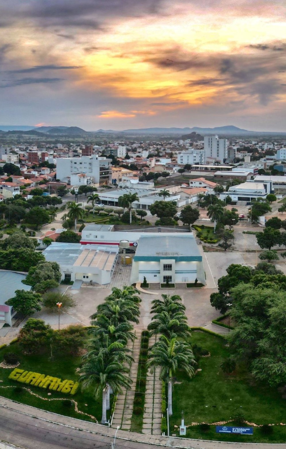 Completando 107 anos, Prefeitura de Guanambi executa 26 obras, com investimentos de mais de R$ 200 milhões