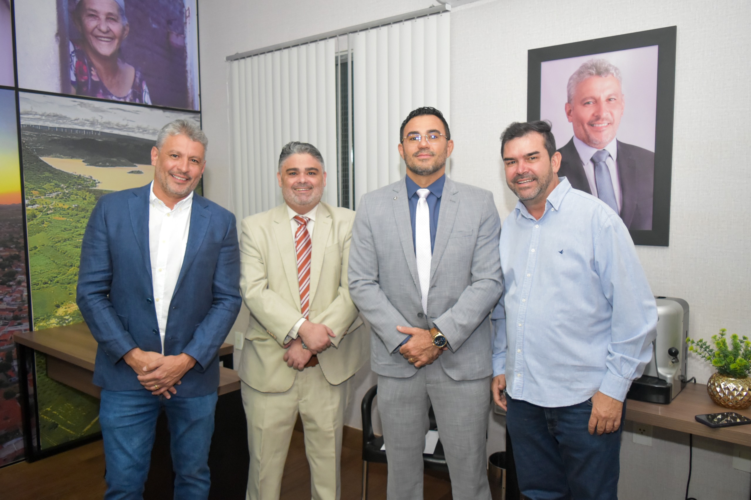 PMG entrega 60 Certificados de Regularização para famílias do Bairro Santo André; Programa Casa Legal já beneficiou 1.800 famílias de vários bairros