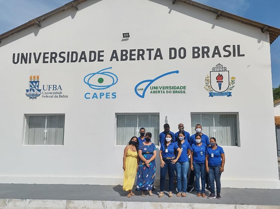 Comemorando um ano de funcionamento, Polo da UAB/UFBA em Guanambi anuncia 10 novos cursos; três graduações e sete especializações