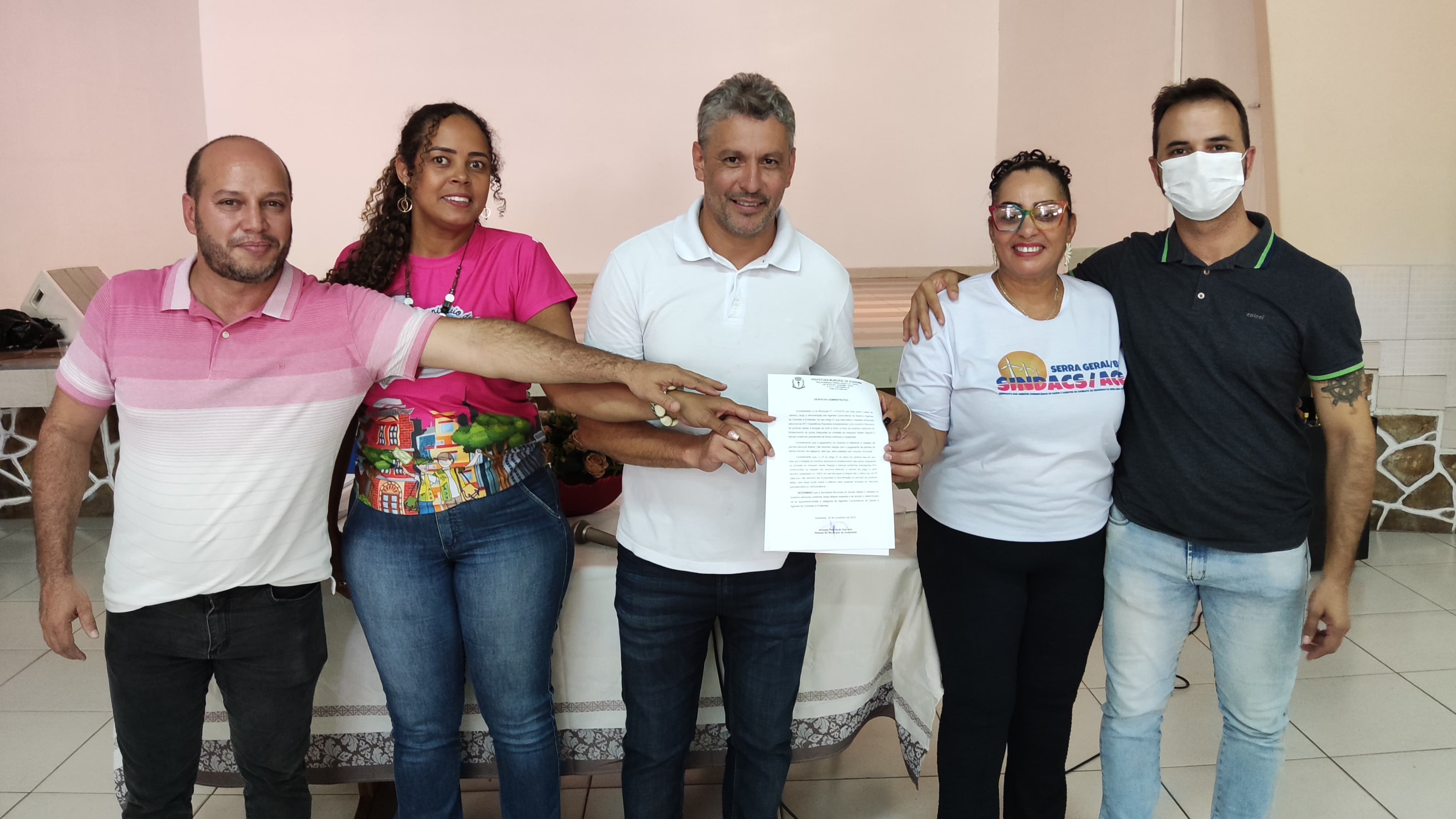 Prefeitura de Guanambi e Secretaria de Saúde firmam acordo histórico com a categoria dos Agentes Comunitários de Saúde e de Endemias