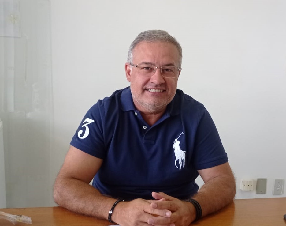 Secretaria de Agricultura de Guanambi firma parceria com Sebrae para melhoria da qualidade genética do gado de leite e corte