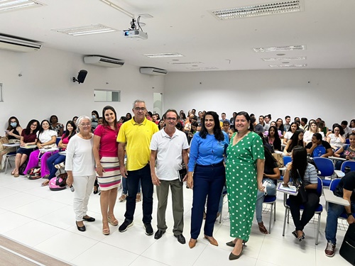 Prefeitura de Guanambi inicia curso introdutório de formação para os Agentes Comunitários de Saúde e Agentes de Combate às Endemias aprovados no concurso