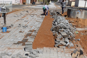 Seinfra segue a todo vapor com uma série de obras e melhorias no bairro BNH; praça será inaugurada nos próximos dias