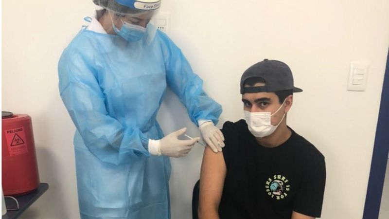 Guanambi vacina contra a Covid-19 nesta segunda (06/09), pessoas de 22 e 23 anos; veja cronograma das unidades