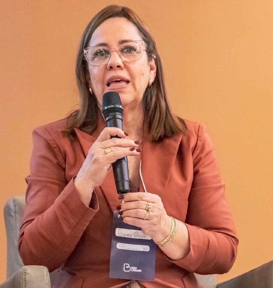 Secretária de Educação de Guanambi participa de Seminário Nacional pela Alfabetização