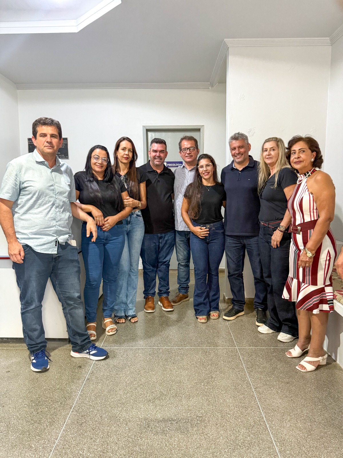 Prefeito e vice de Guanambi participam da inauguração do Centro Especializado em Saúde da APAE