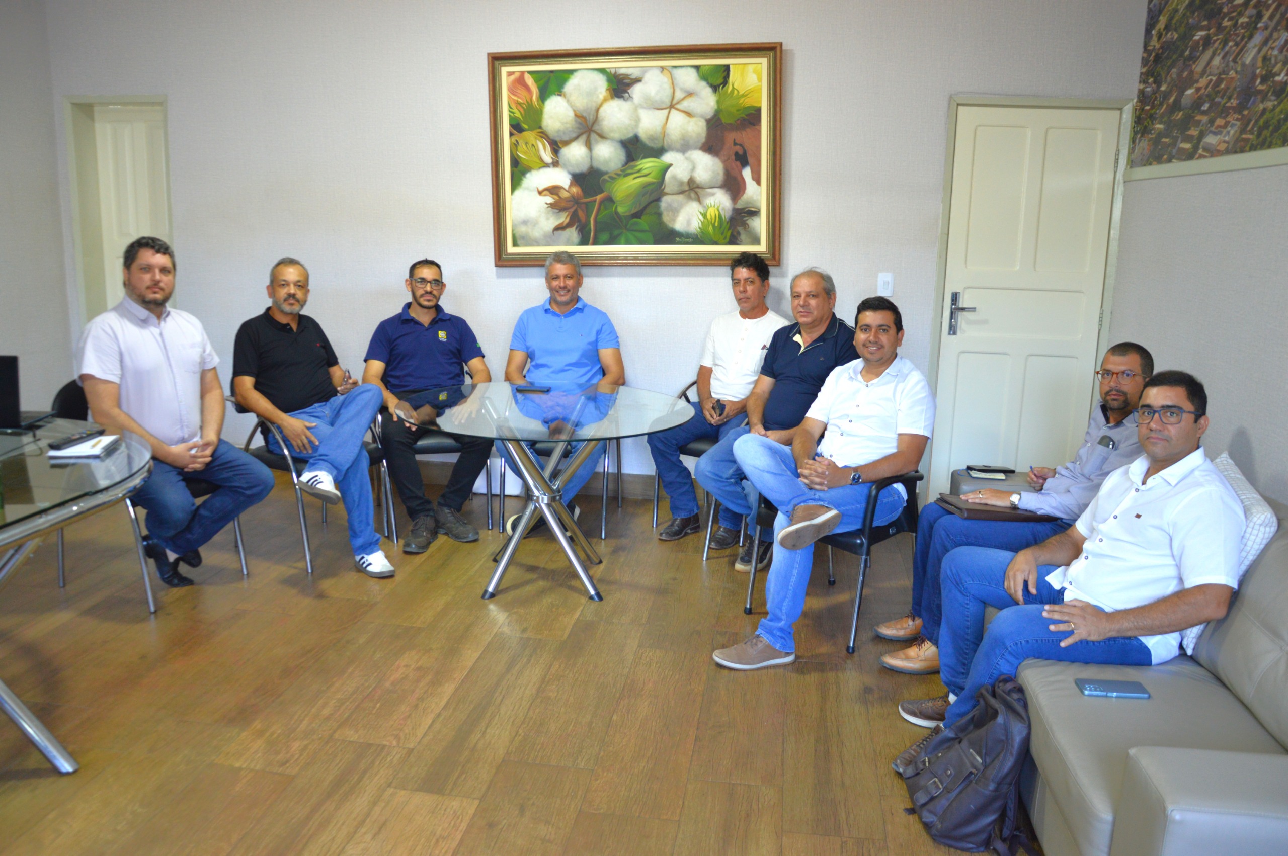 Em reunião com o CDS Alto Sertão, Prefeito de Guanambi anuncia reforço das equipes de manutenção e nova fase da PPP de Iluminação iniciando pelos bairros populares