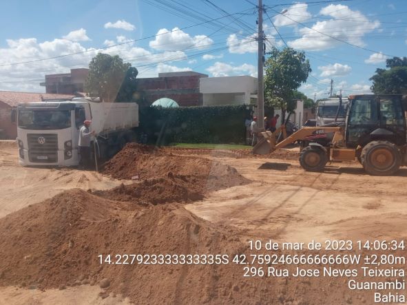 Seinfra Guanambi realiza obras de pavimentação asfáltica de novas ruas do Bairro Morada Nova