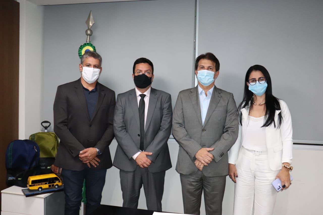 Nal Azevedo, deputado Arthur Maia e secretária de Educação conseguem liberação de recursos no FNDE para conclusão da creche de Mutans
