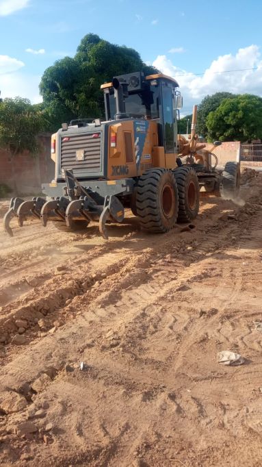 OBRAS - Prefeitura de Guanambi inicia terraplanagem para pavimentação asfáltica de ruas do Bairro Morava Nova