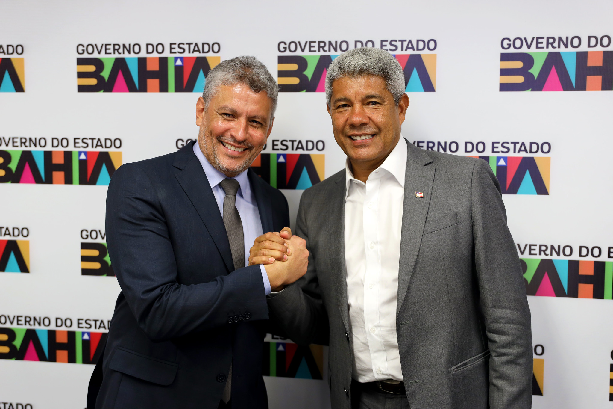 Prefeito Nal Azevedo se reúne com Governador Jerônimo Rodrigues e leva reinvindicações de obras para a cidade